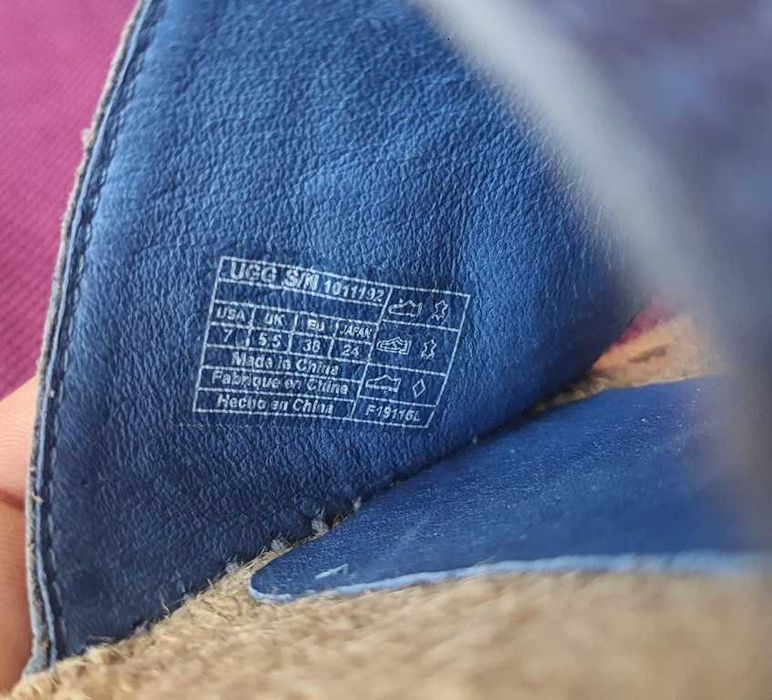 Slapi piele naturala UGG marimea 38