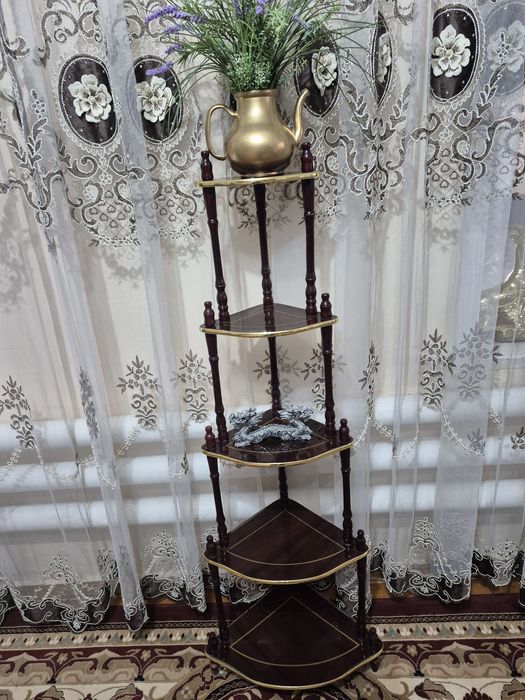 Подставка для цветов