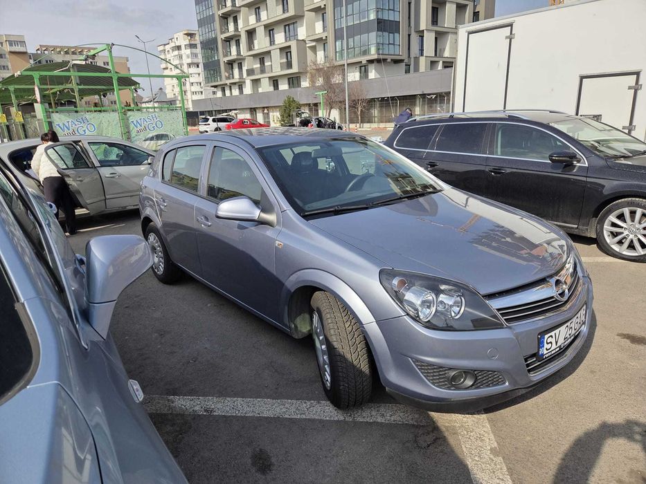 opel astra h 1,6 benzina