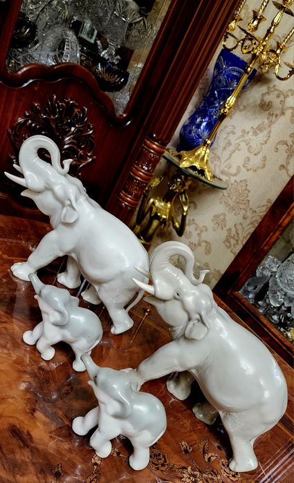 Фарфоровые слоны. Антиквариат. ЛФЗ. Дёшево !