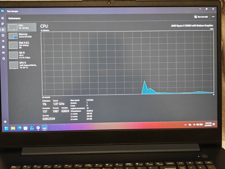Lenovo Ideapad 3 17.3", AMD Ryzen 5 4Ghz, 8GB RAM, 512 SSD