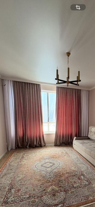 Шторы два комплекта