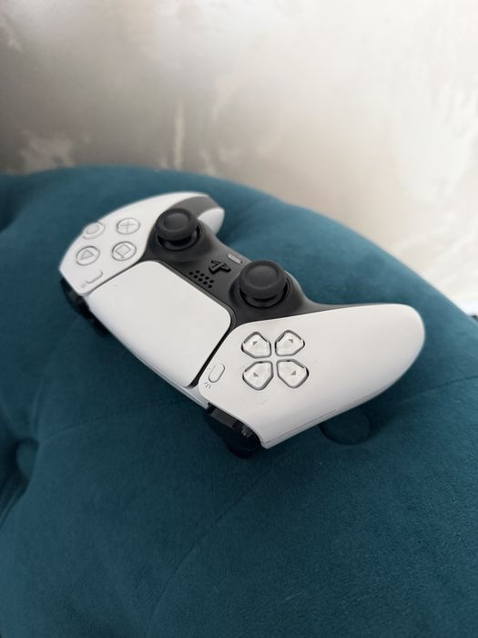 Maneta joystick Ps5 controller playstation 5 , ca nou ( ultimul model )