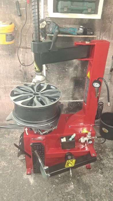 Servicii în sudură aluminiu jante de aliaj.