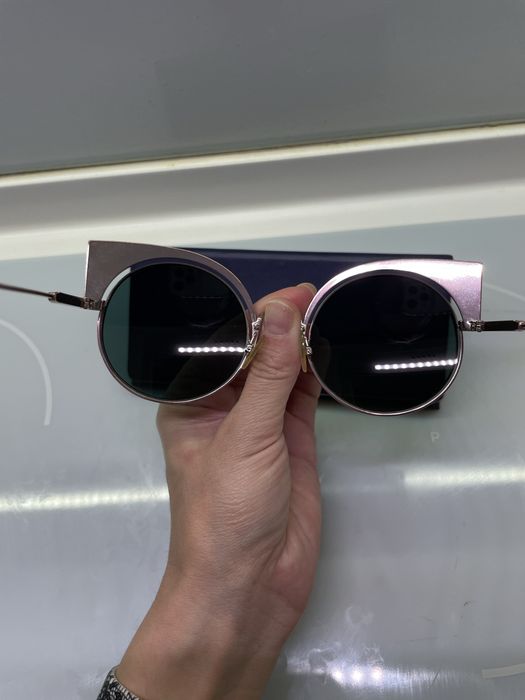 Vand ochelari Fendi roz oglinda