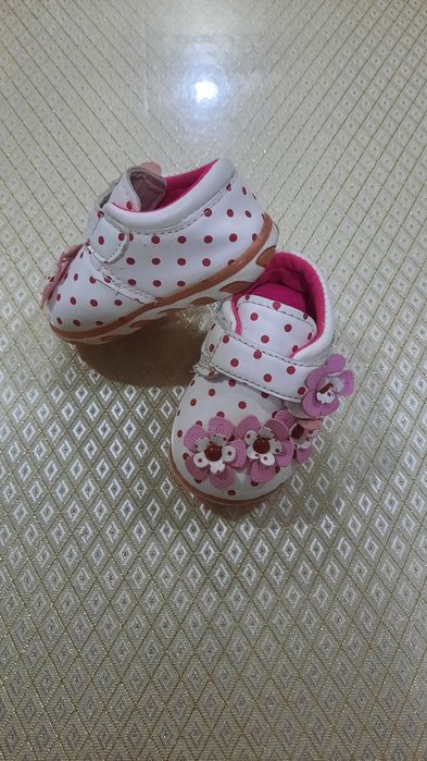 Б/у туфельки для девочки.