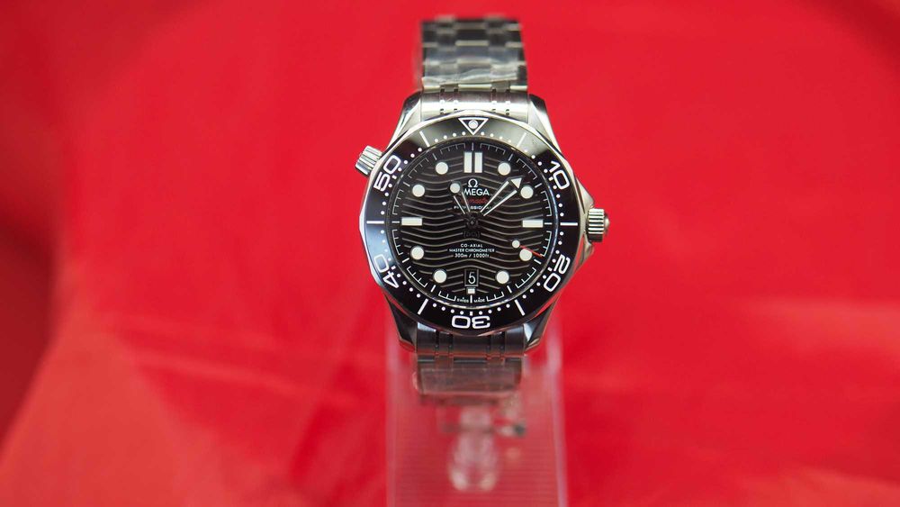 Omega Seamaster 300m