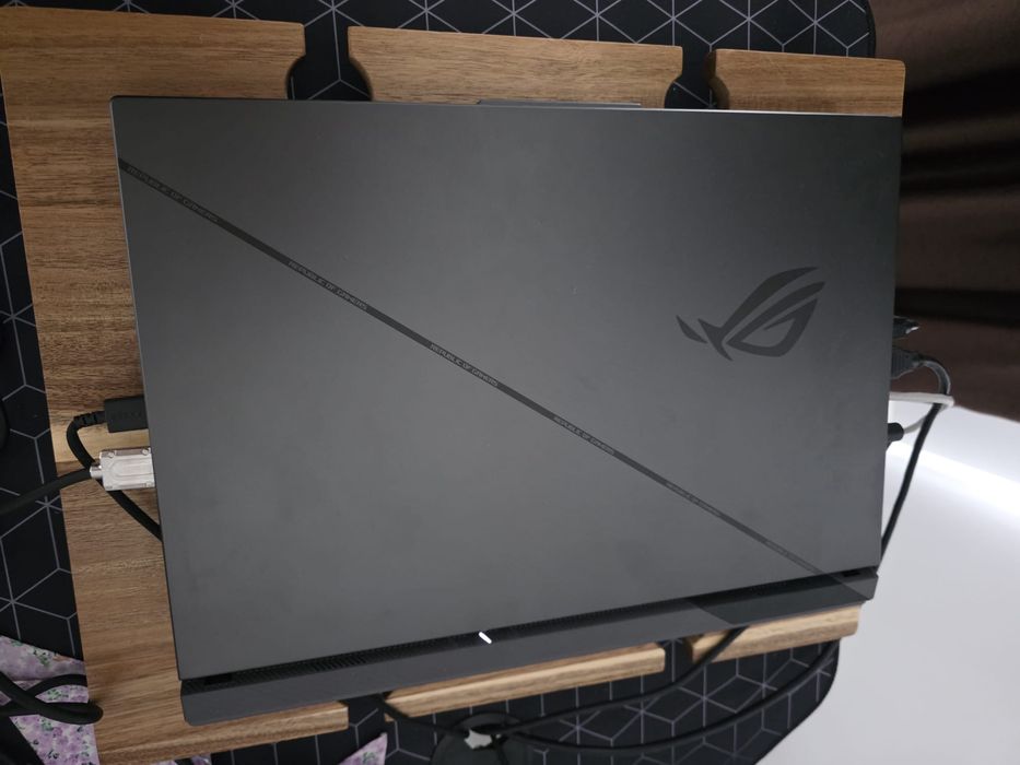 ASUS ROG STRIX G18 i9-14900HX / Rtx 4070 8GB / 18INCH