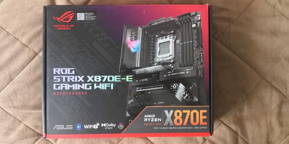 Vand placa de baza ASUS ROG STRIX X870E-E GAMING WIFI