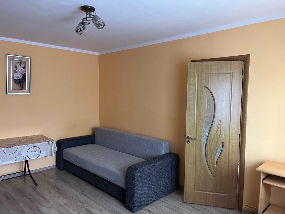 Apartament cu 2 camere recent renovat de inchiriat