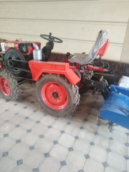 Мини трактор сотилади 25 млн