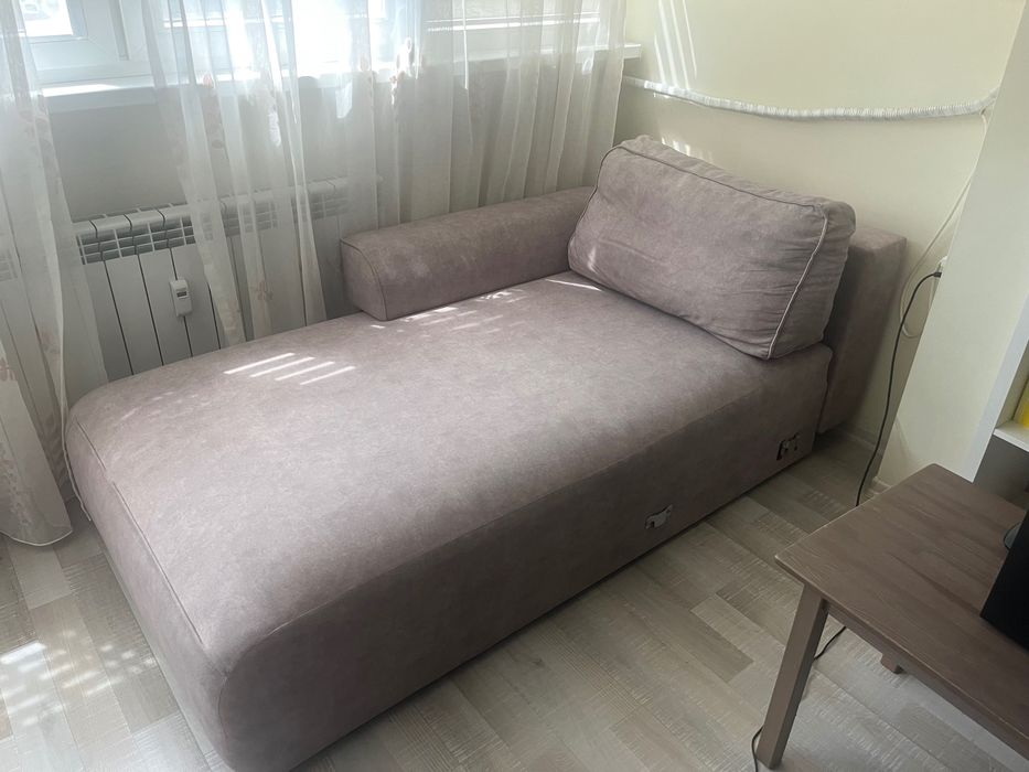 Диван 2.9м х 1.2м