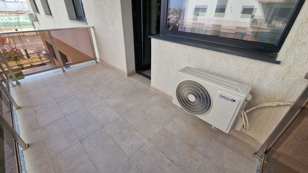 Hils Republica - Basarabia - Industriilor 2v - Apartament NOU – Prima Închiriere - Terasă - Metrou Republica - parcare