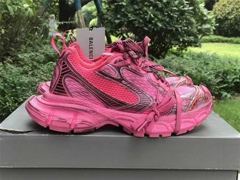 Balenciaga 3XL - Hot Pink/Black
