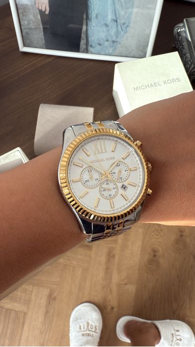 Часы от Michael Kors