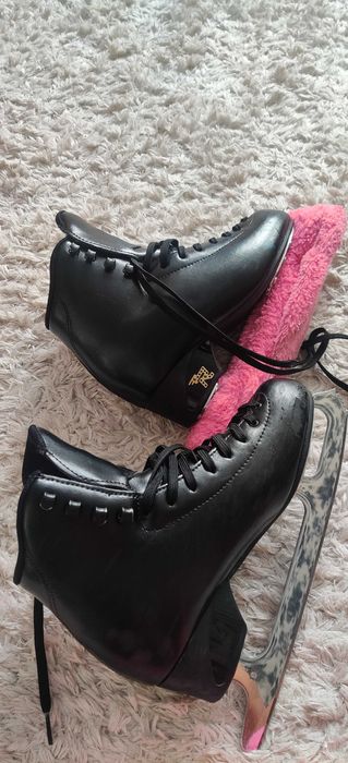 Коньки для фигурного катания размер 36