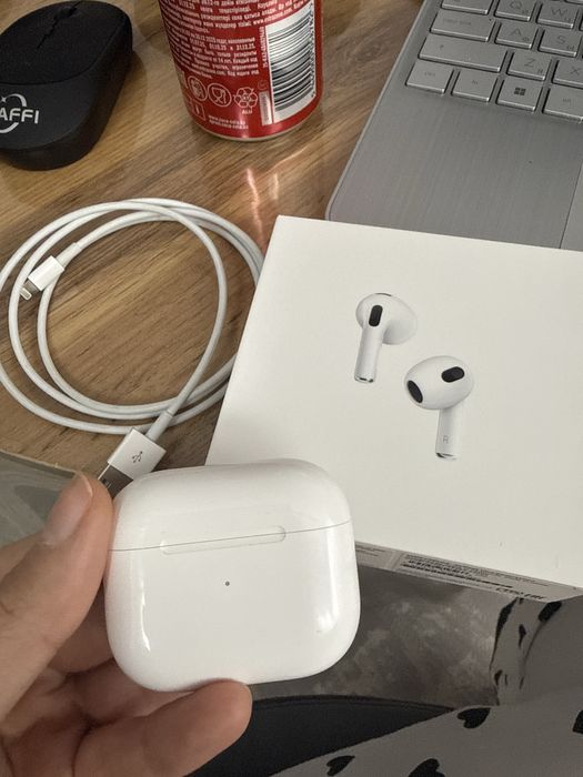 AirPods (3rd generation)