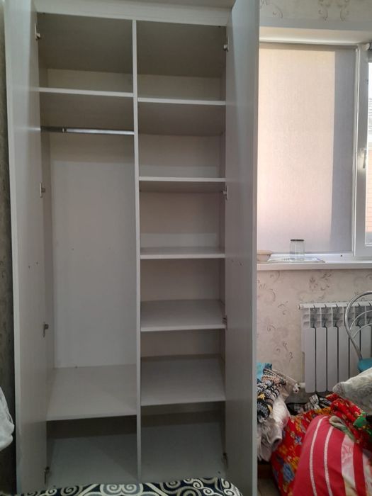 Шкаф белый компактный