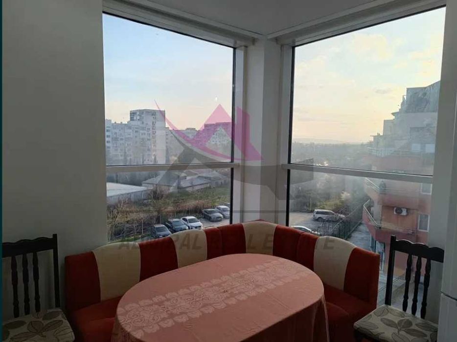 Атрактивен -двустаен -Възраждане 1