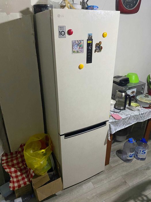 Продам холодильник LG, торг