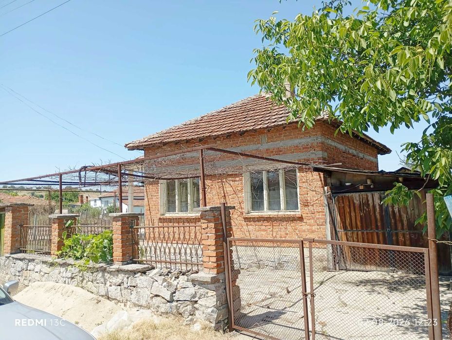 Къща в село Синапово