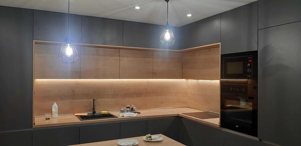 Продава се Тристаен апартамент в София, Бъкстон - 105 кв.м за 1591 €/кв.м - Снимка #2