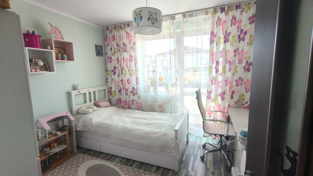 Persoana fizica - Apartament 3 camere 82 mp Bucium