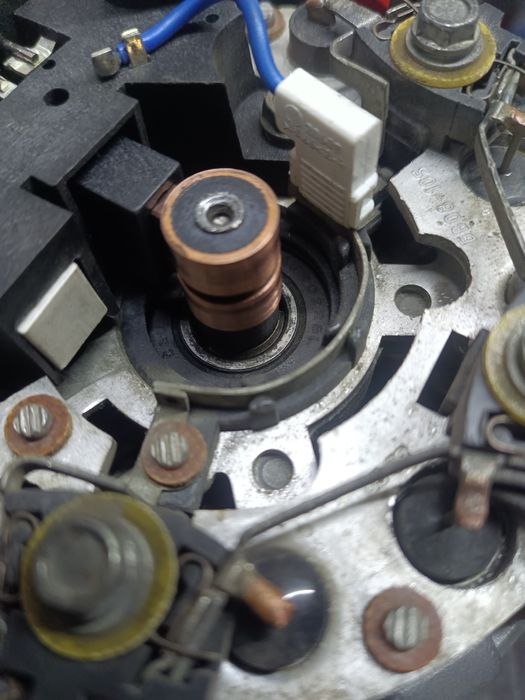 Генератор ВАЗ-2170 priora