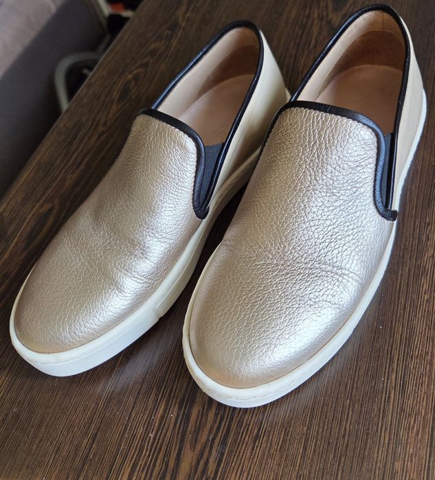 Pantofi slip-on din piele naturală aurie – mărimea 36