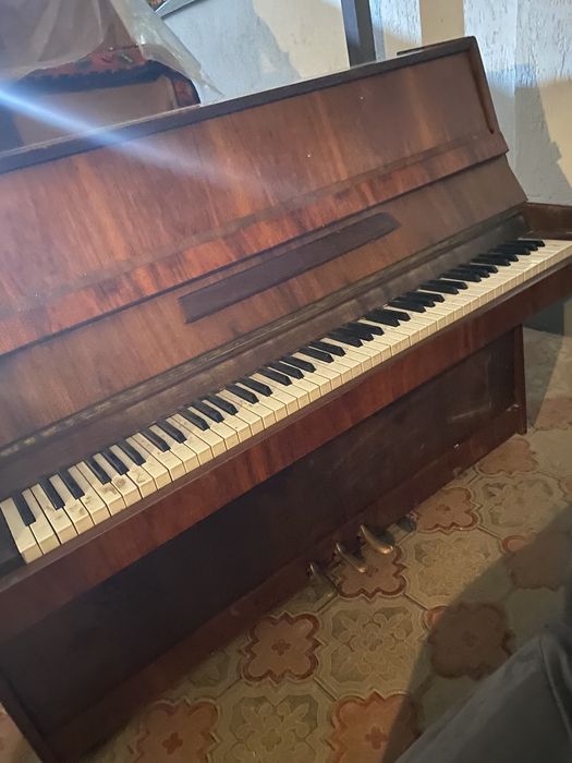 пианино продам бсср