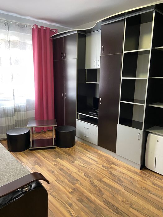 Garsonieră de închiriat lângă Iulius Mall