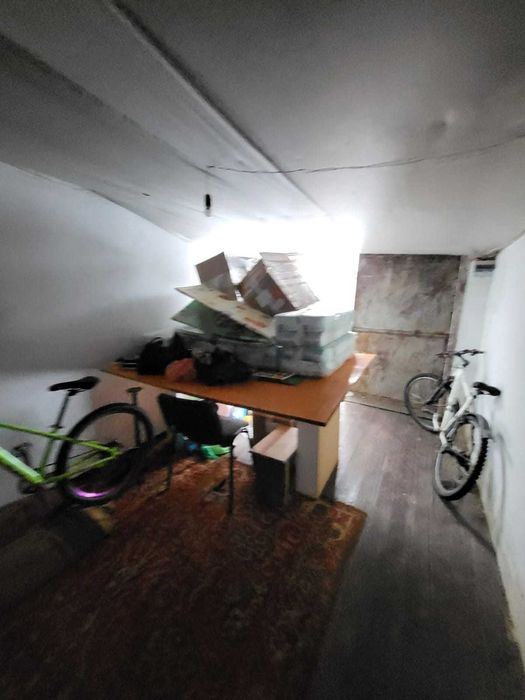 Участок с постройками. Мичуринское.