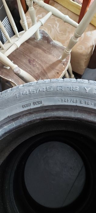 Летни Гуми 245/45/18 Uniroyal Sport