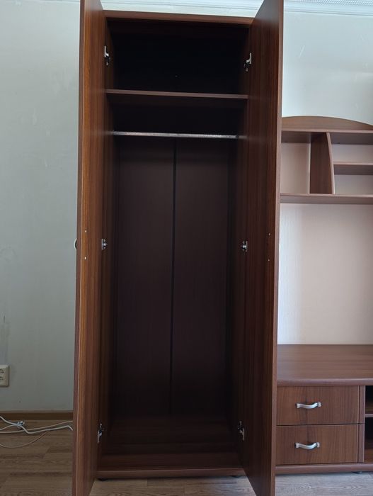 Продам стенку-горку
