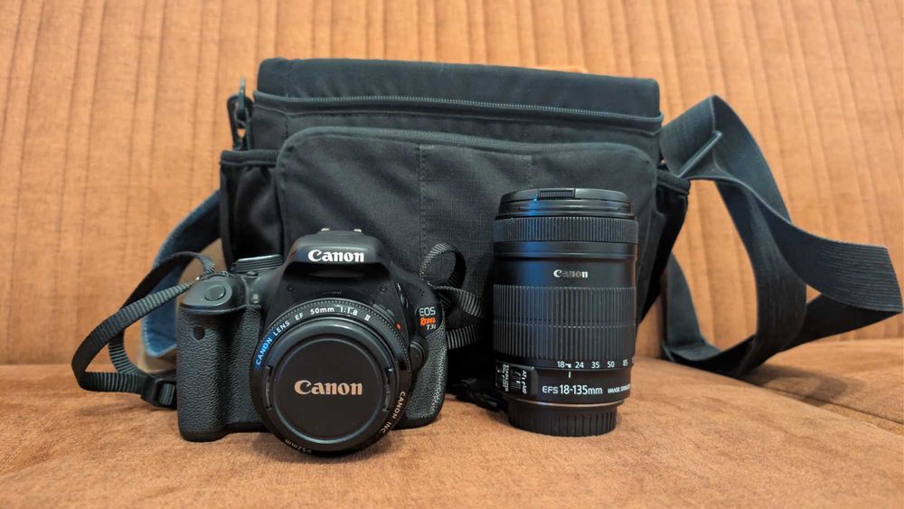 Перфектен комплект - Canon T3i ( 600d) + обективи EFS 18-135mm и 50mm