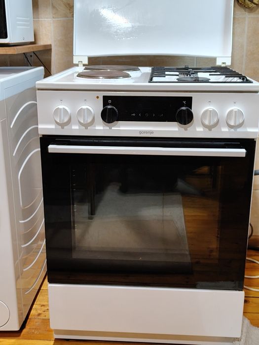 Продавам комбинирана печка Gorenje