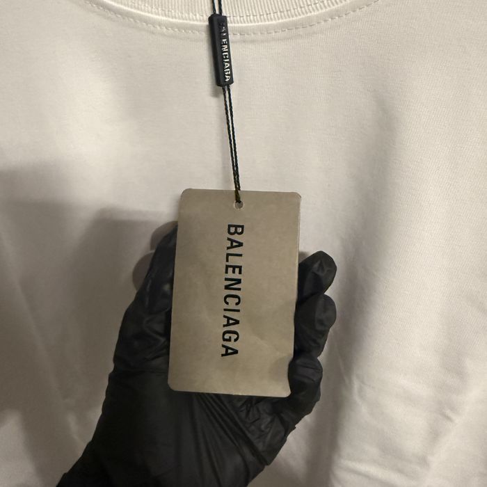 Vand tricou Balenciaga nou cu eticheta