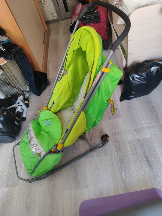 Продам санки в хорошем состоянии