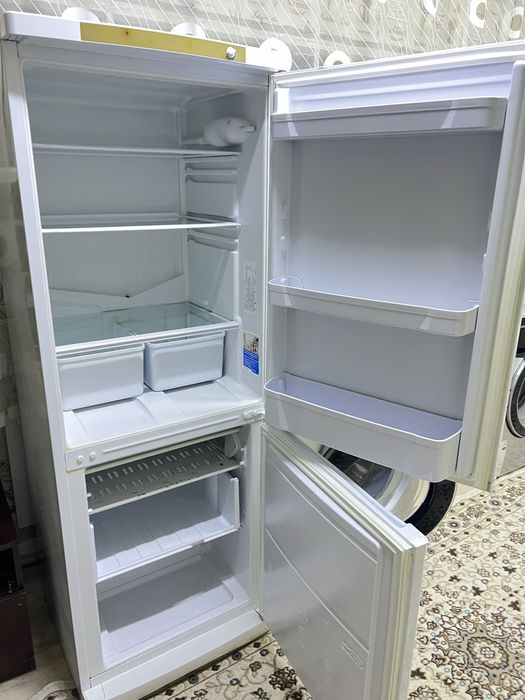 Продам Холодильник Машинку