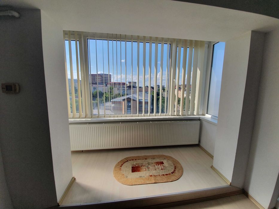 Garsoniera de inchiriat, zona Casa Armatei