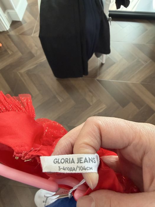 Продам красное платье