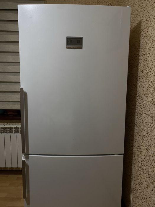 Продам холодильник Bosch