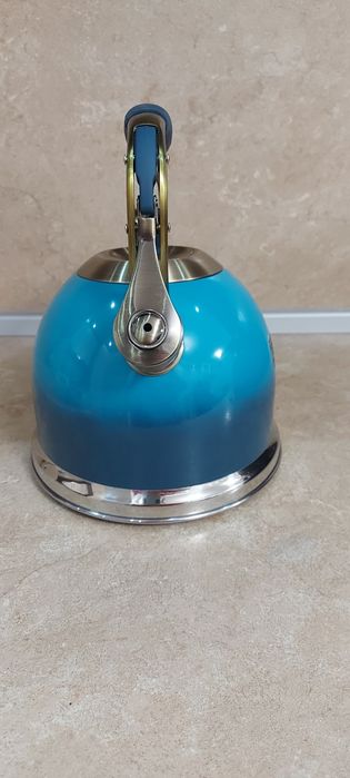 Чайник  Lazneyru