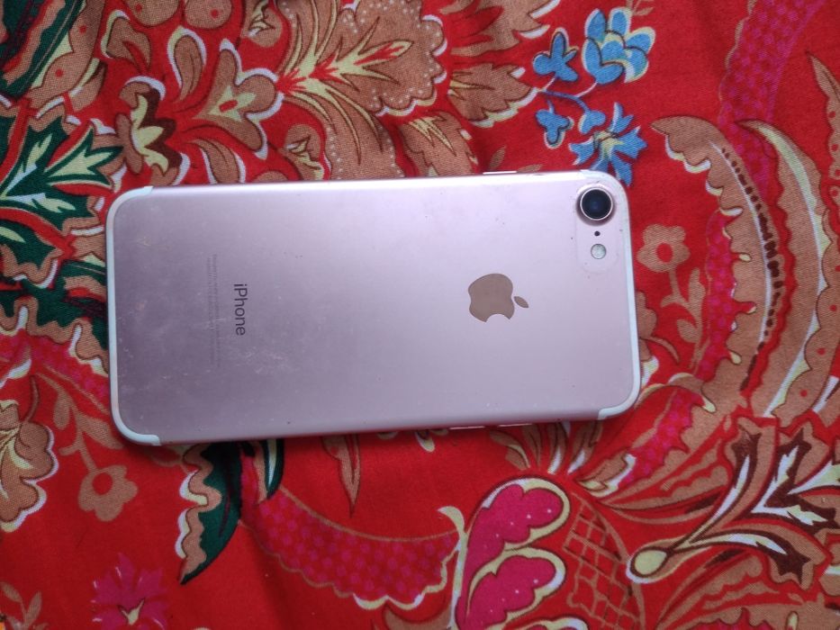 Продам телефон.б.у