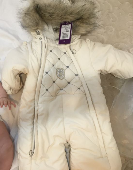 продаю детский комбинезон 74 см