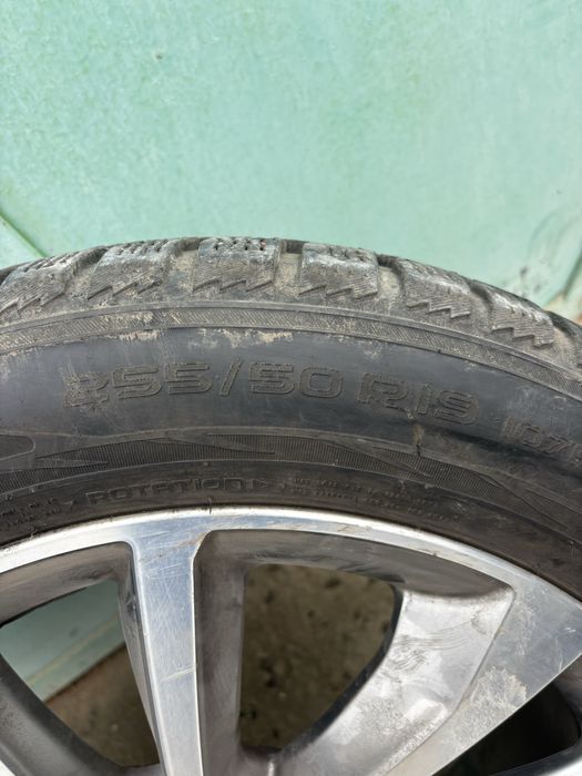 Продам резину 255/55/19