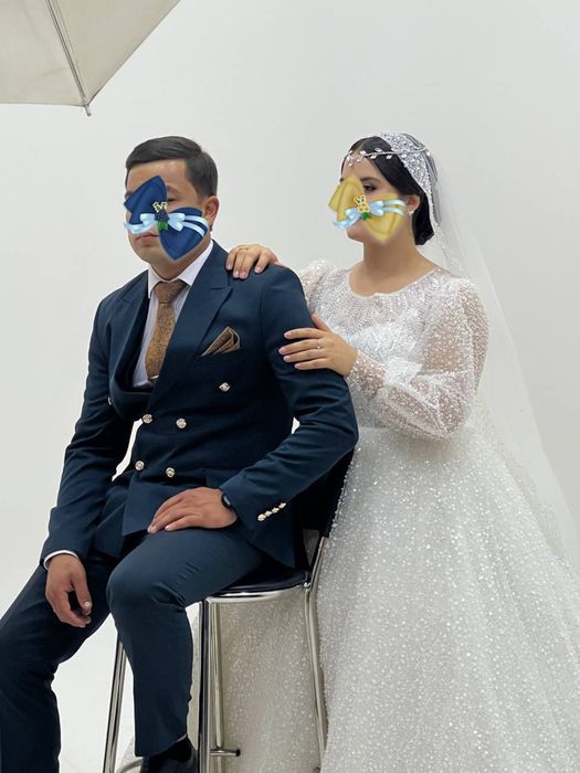 Kelin libosi sotiladi bir marta kiyilgan holati alo