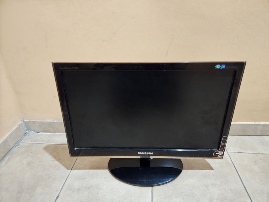 Монитор на запчасти