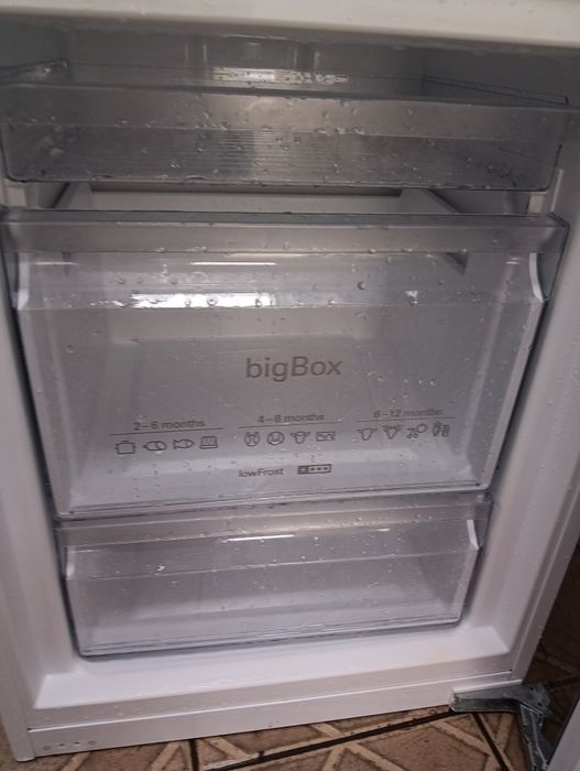 Комбиниран хладилник с фризер за вграждане Сименс Siemens 2 г.Гаранция