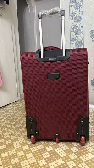 Дорожный Чемодан продам